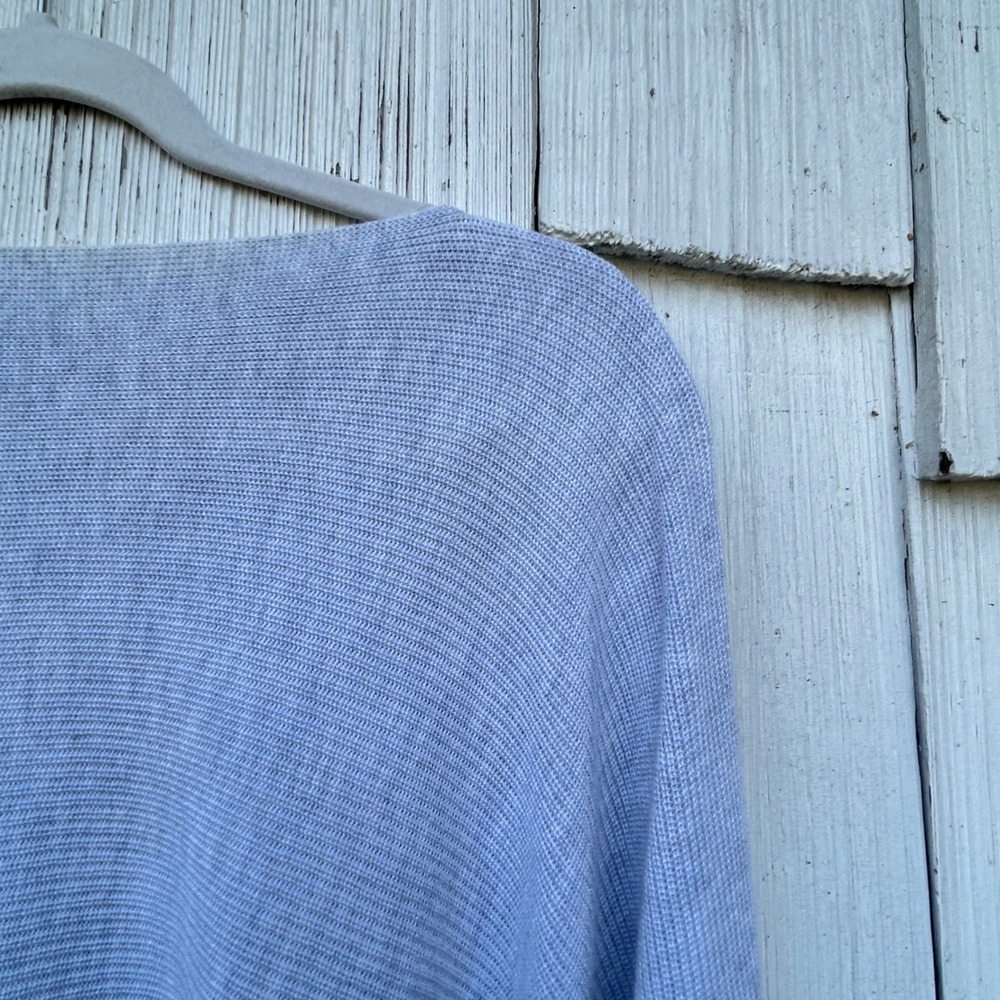 Lululemon Women's Heather Core Grey 3 Way Divinity Poncho, Shawl, Wrap‎ - Picture 3 of 8